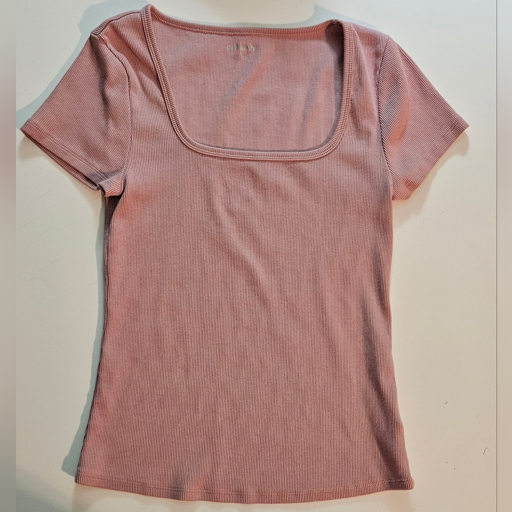🌺Old Navy Lightweight Ribbed Top